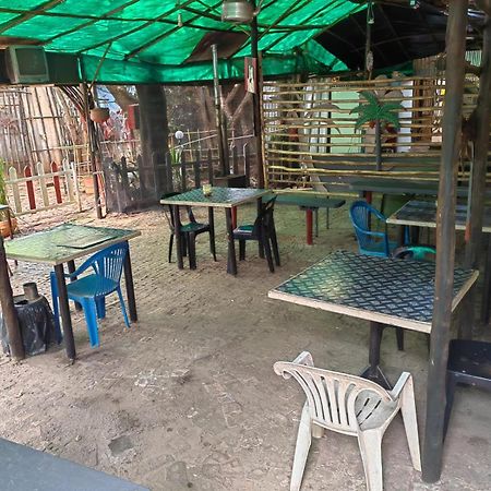 Paljas Backpackers Hotel Potchefstroom Kültér fotó